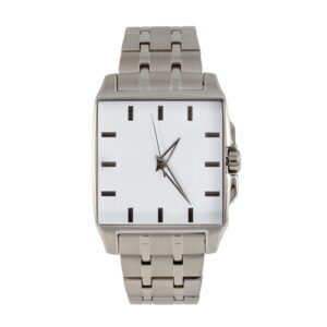 Winter Jewelry men's watch shows 1:50, combining simple style and metal for a smart, versatile look with gold accessories.